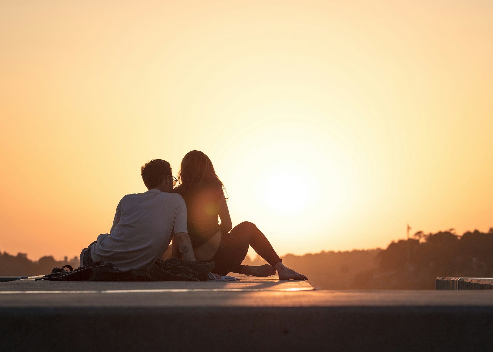 Transformer une idylle en amour sincère et durable